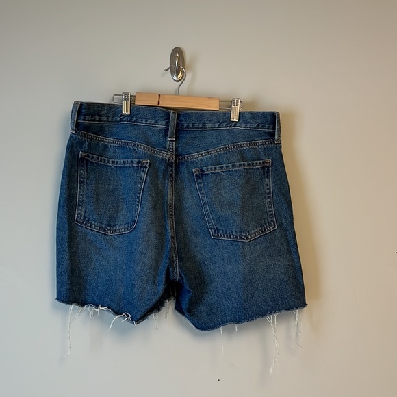 Distressed jean shorts with 5” inseam - Picture 2 of 3